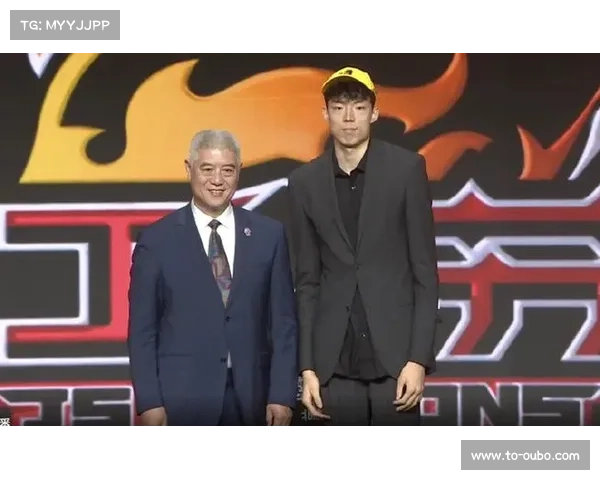 CBA选秀大会清华大学后卫王凡懿荣膺状元加盟宁波富邦开启新征程